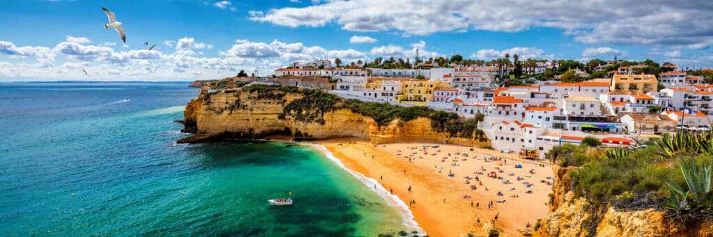 Algarve carvoeiro beach